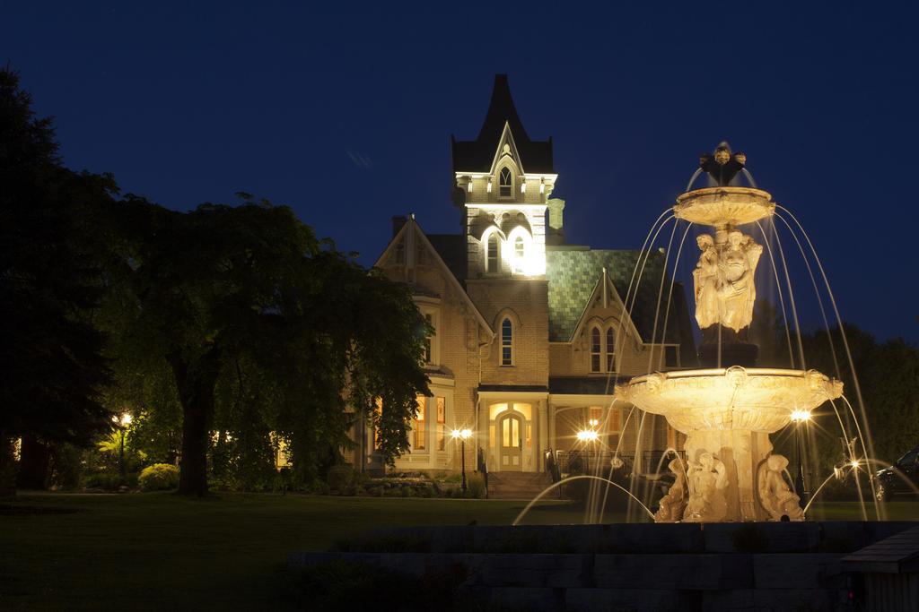 Elm Hurst Inn & Spa Ingersoll Екстер'єр фото