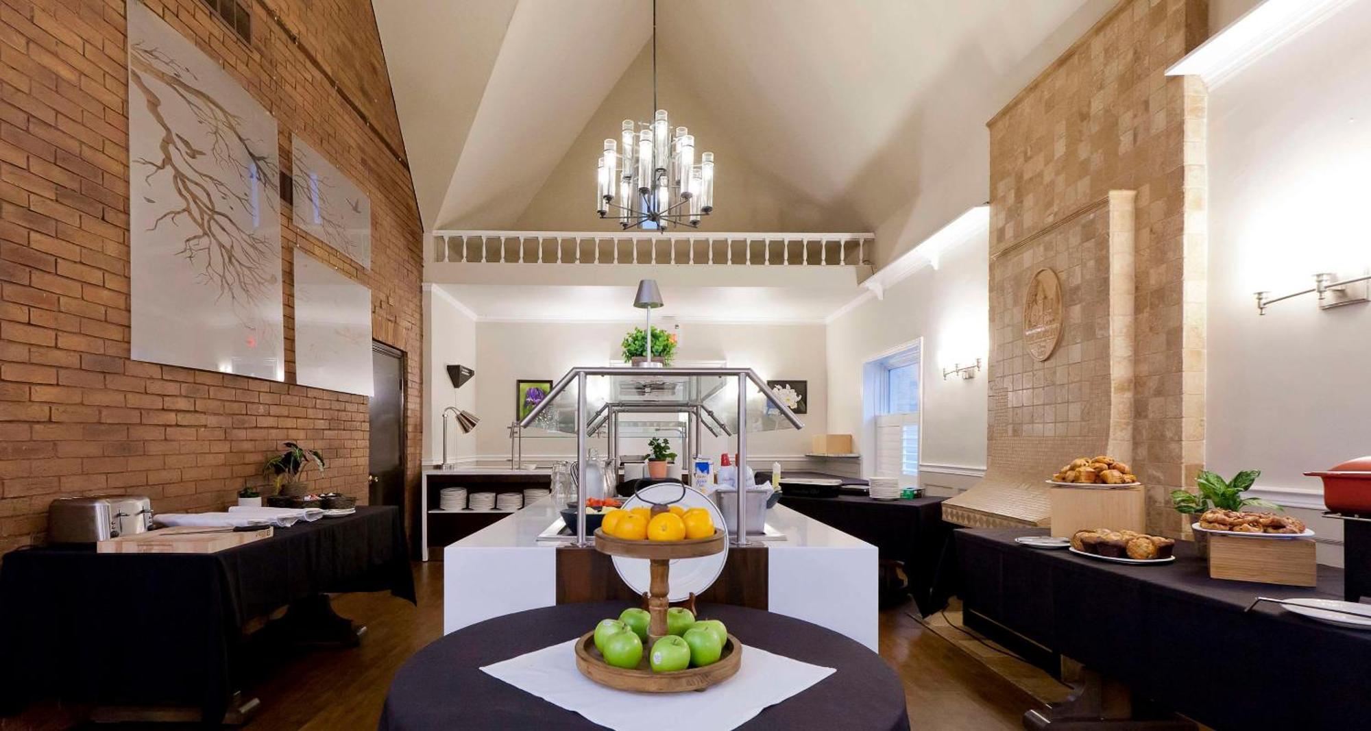 Elm Hurst Inn & Spa Ingersoll Екстер'єр фото