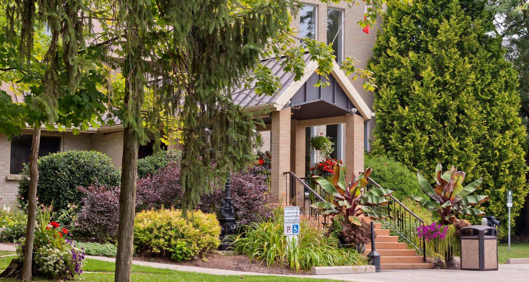 Elm Hurst Inn & Spa Ingersoll Екстер'єр фото