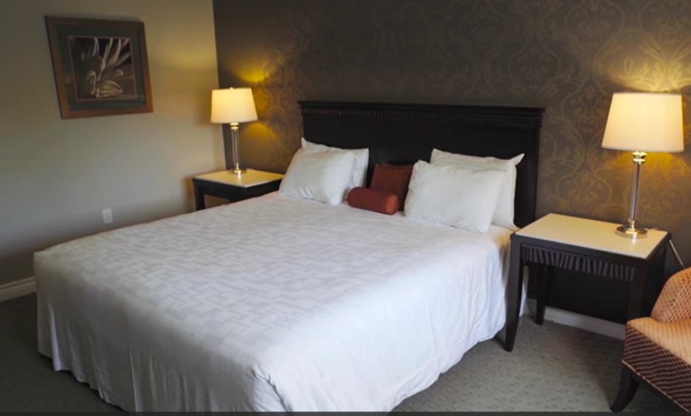Elm Hurst Inn & Spa Ingersoll Екстер'єр фото